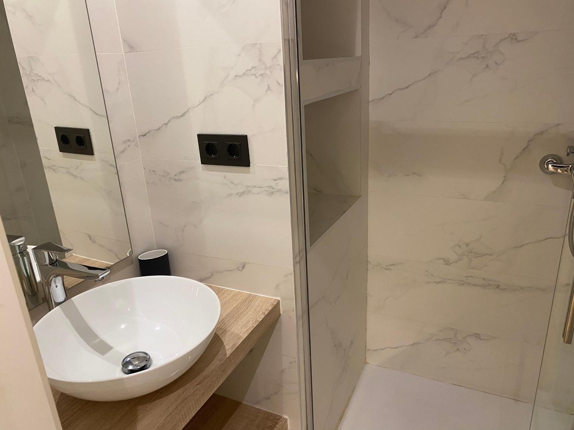 Ferienwohnung Lujoso Apto Paseo Del Prado Madrid Exterior foto